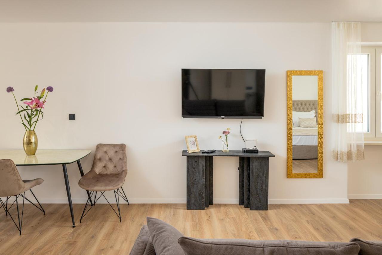 Luxury Accomodation Duje Split Exterior photo