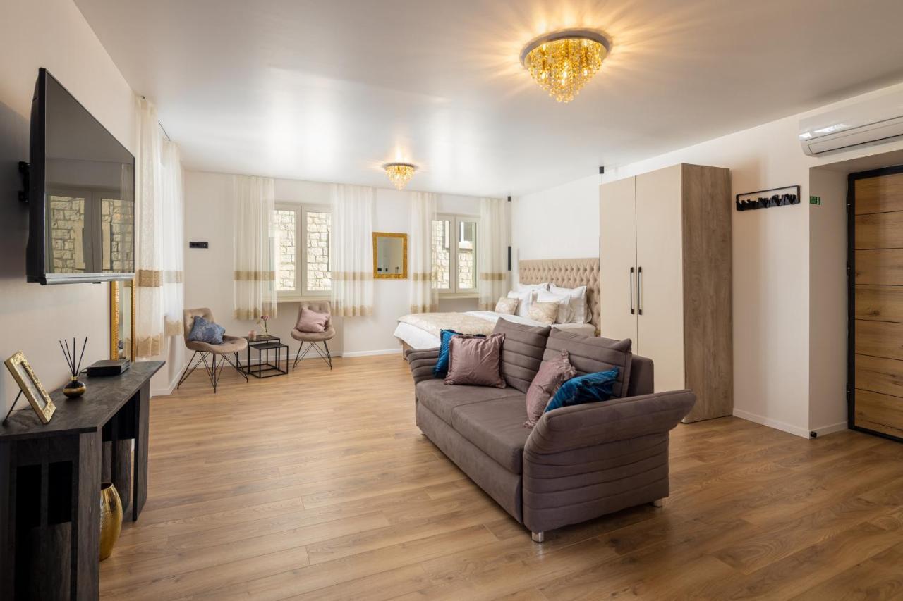 Luxury Accomodation Duje Split Exterior photo